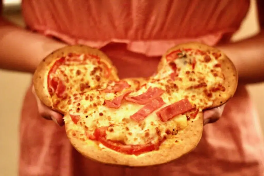 Mickey pizza