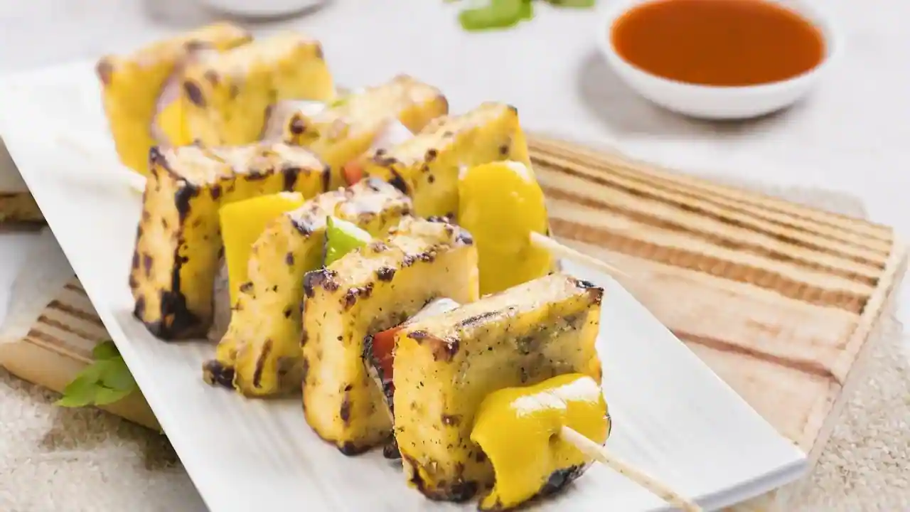 Mouth Watering Recipes that you can devour with Paneer