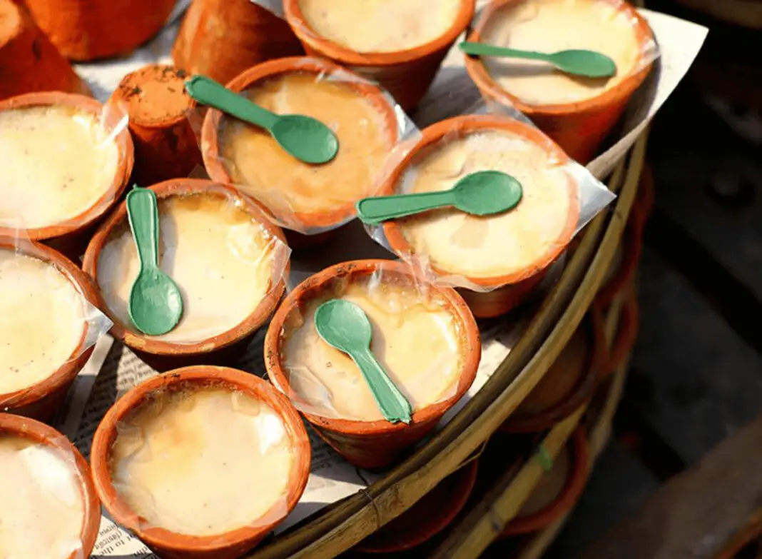 21 Iconic Street Foods You Must Try Out When In Kolkata Bite Me Up