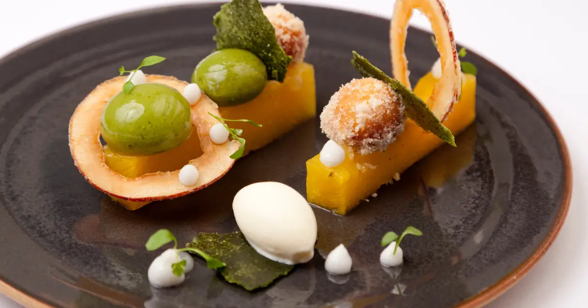 Dishes Made With Molecular Gastronomy